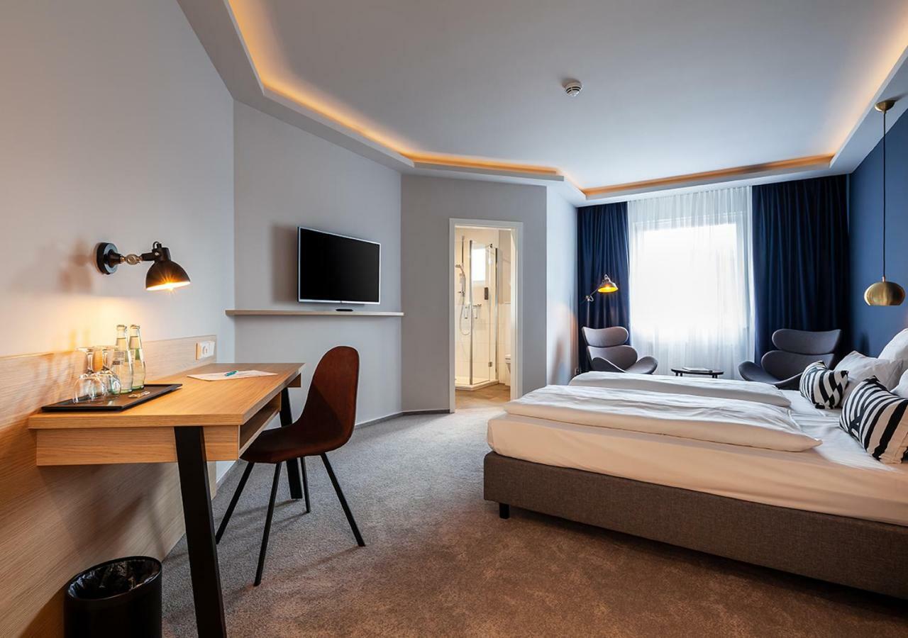 Hotel Wittorf Ноймюнстер Экстерьер фото